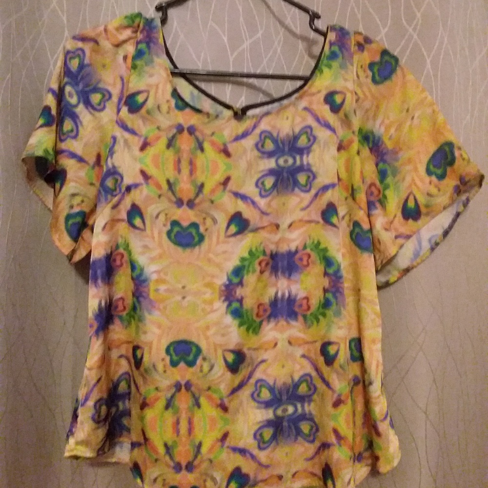 Psychadelic print shirt size medium